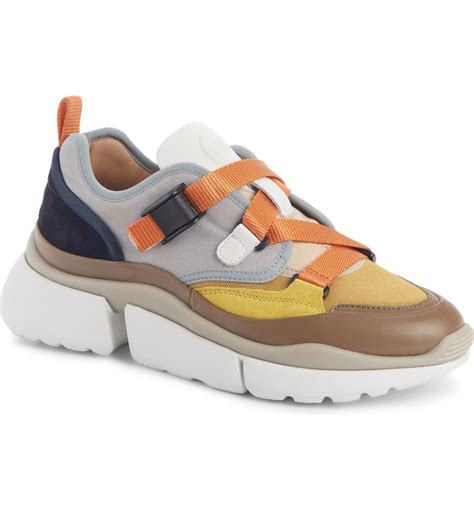 chloe sonnie low top sneakers|Chloé Sonnie Low Top sneaker van suède met mesh .